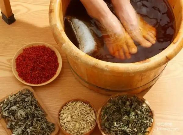 Herbal Foot Massage